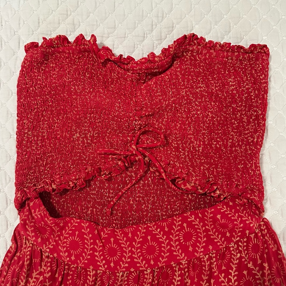 Shore Smocked Ruffle Hem Romper - Picture 2 of 10